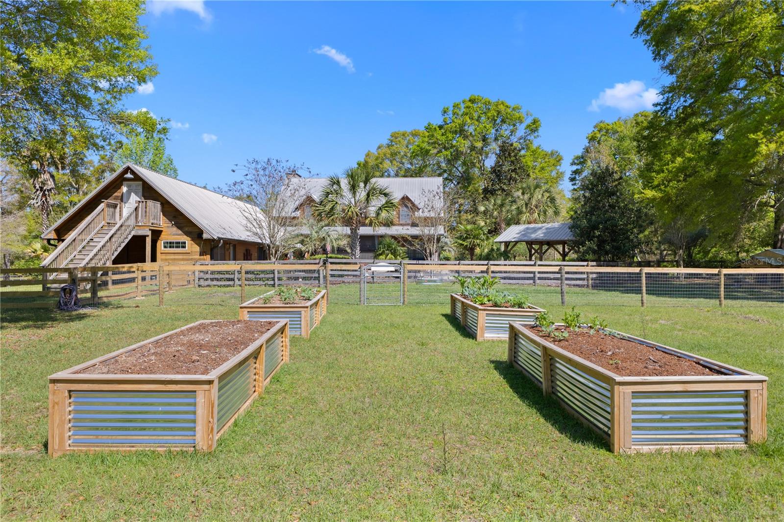 25743 NW 62ND AVE, HIGH SPRINGS, FL, 32643