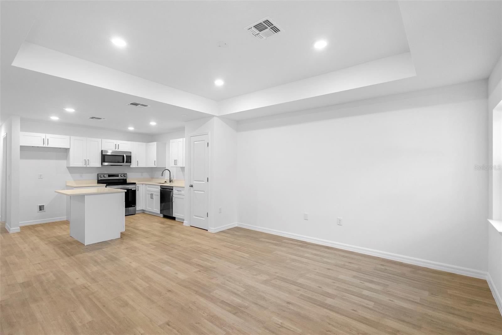 2264 SUANEE, EUSTIS, FL, 32726