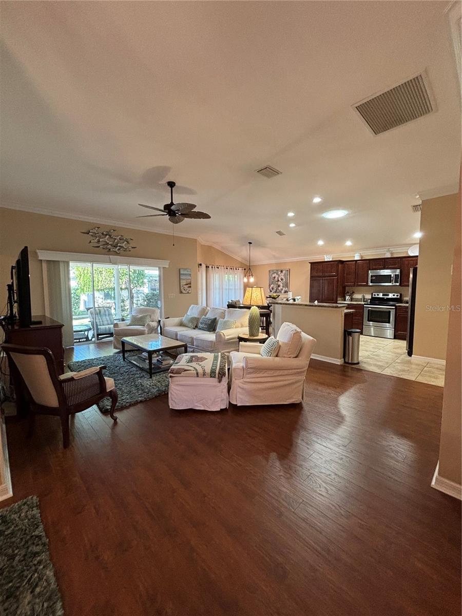 2924 FRENCH OAK AVE, THE VILLAGES, FL, 32163