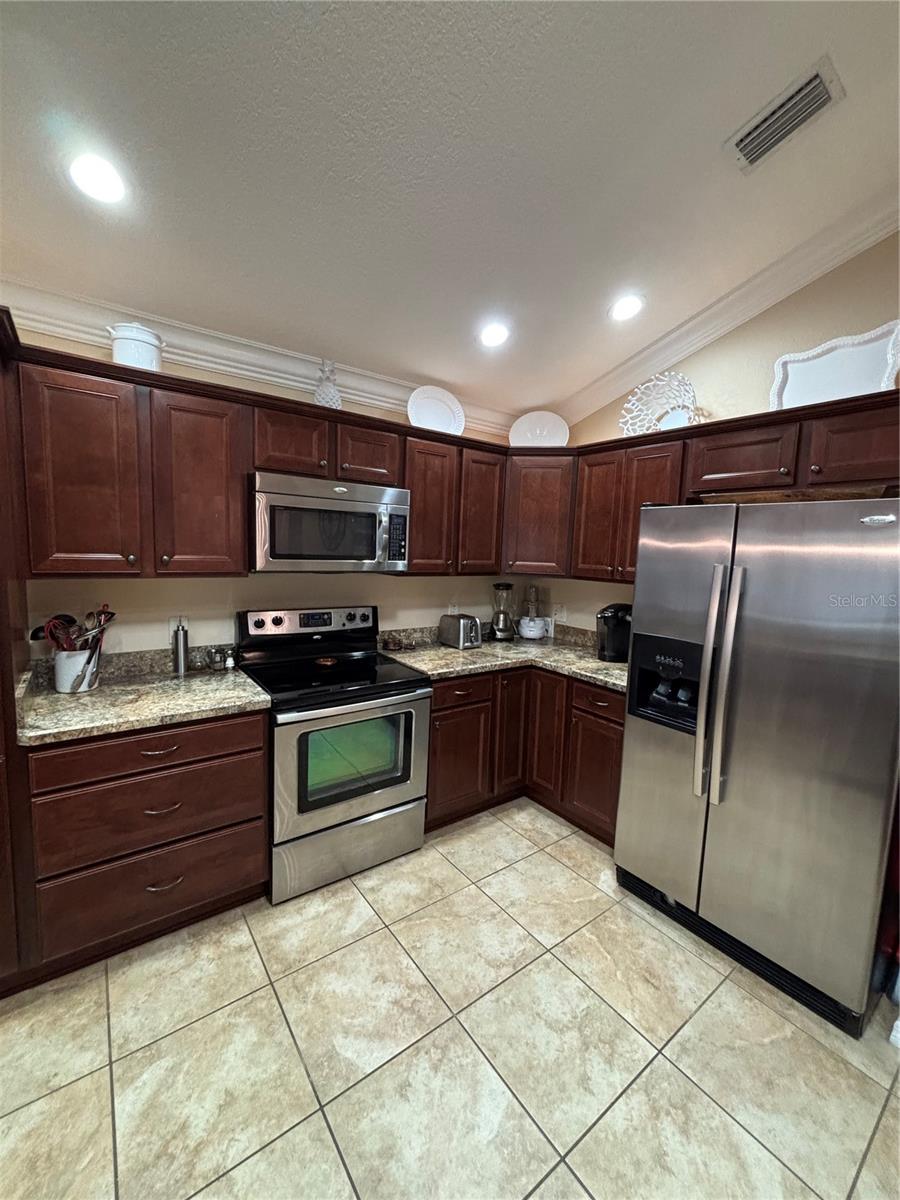 2924 FRENCH OAK AVE, THE VILLAGES, FL, 32163