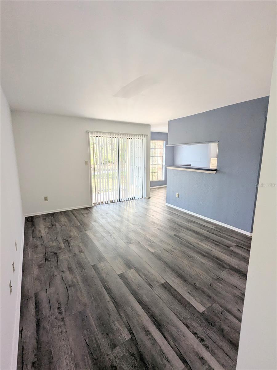 8702 MALLARD RESERVE DR #104, TAMPA, FL, 33614