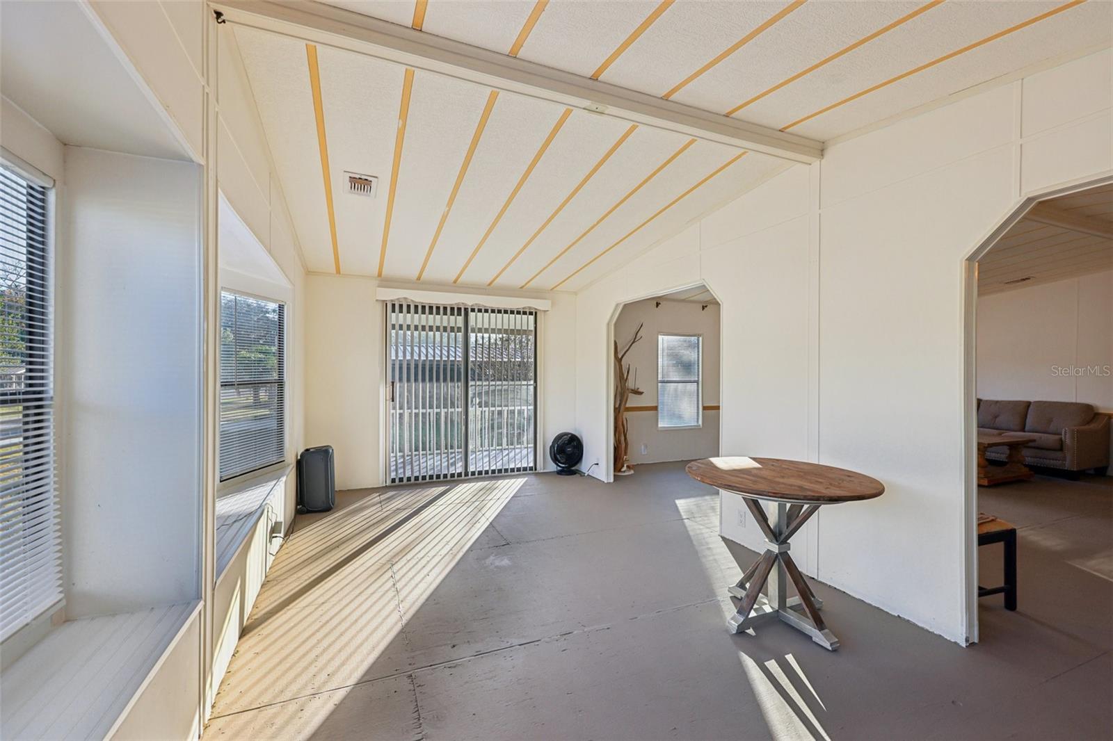 6786 NE 5TH PL, OCALA, FL, 34470