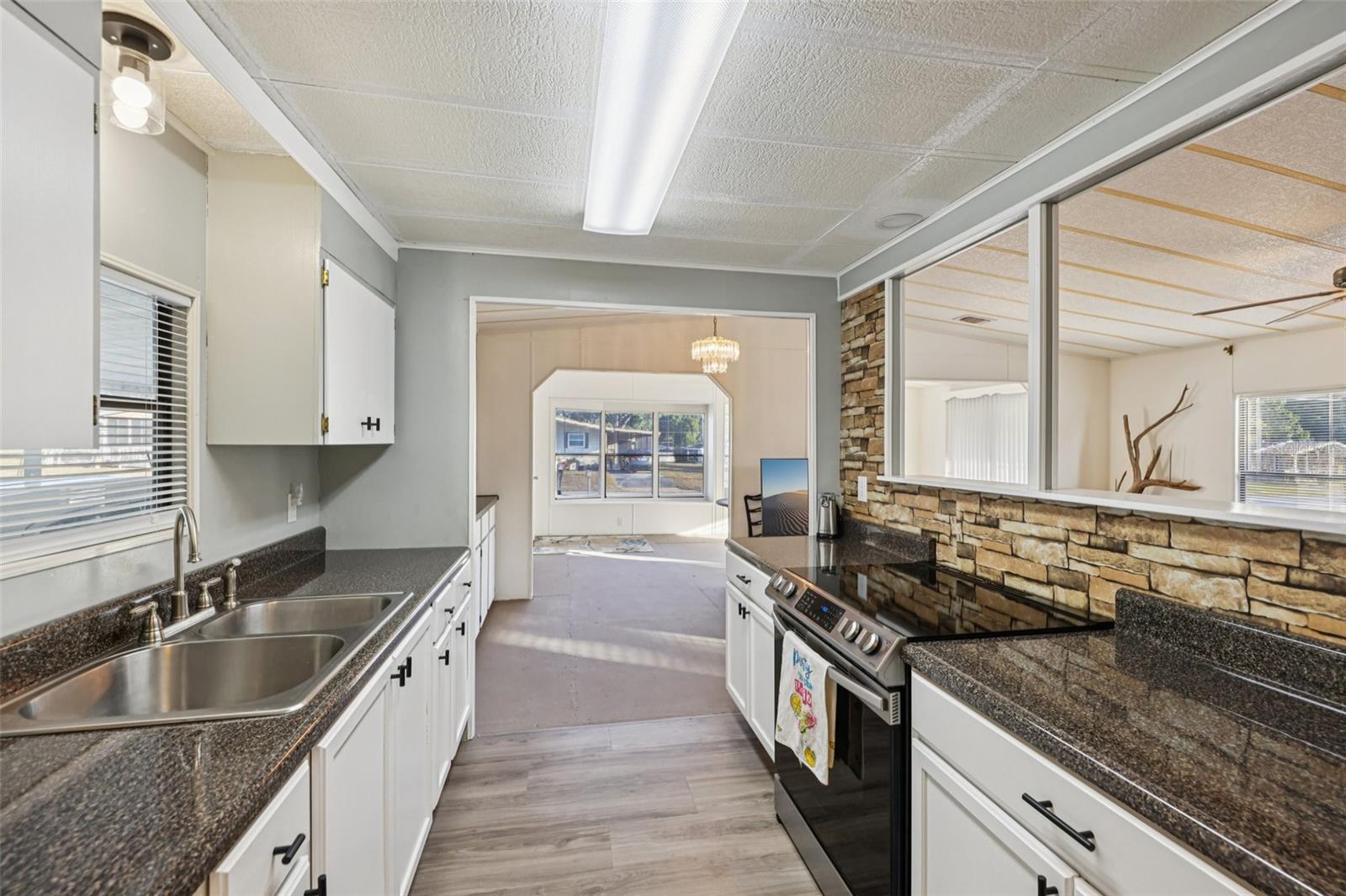 6786 NE 5TH PL, OCALA, FL, 34470