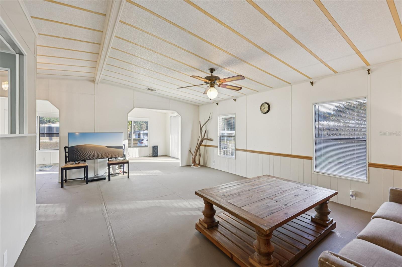 6786 NE 5TH PL, OCALA, FL, 34470