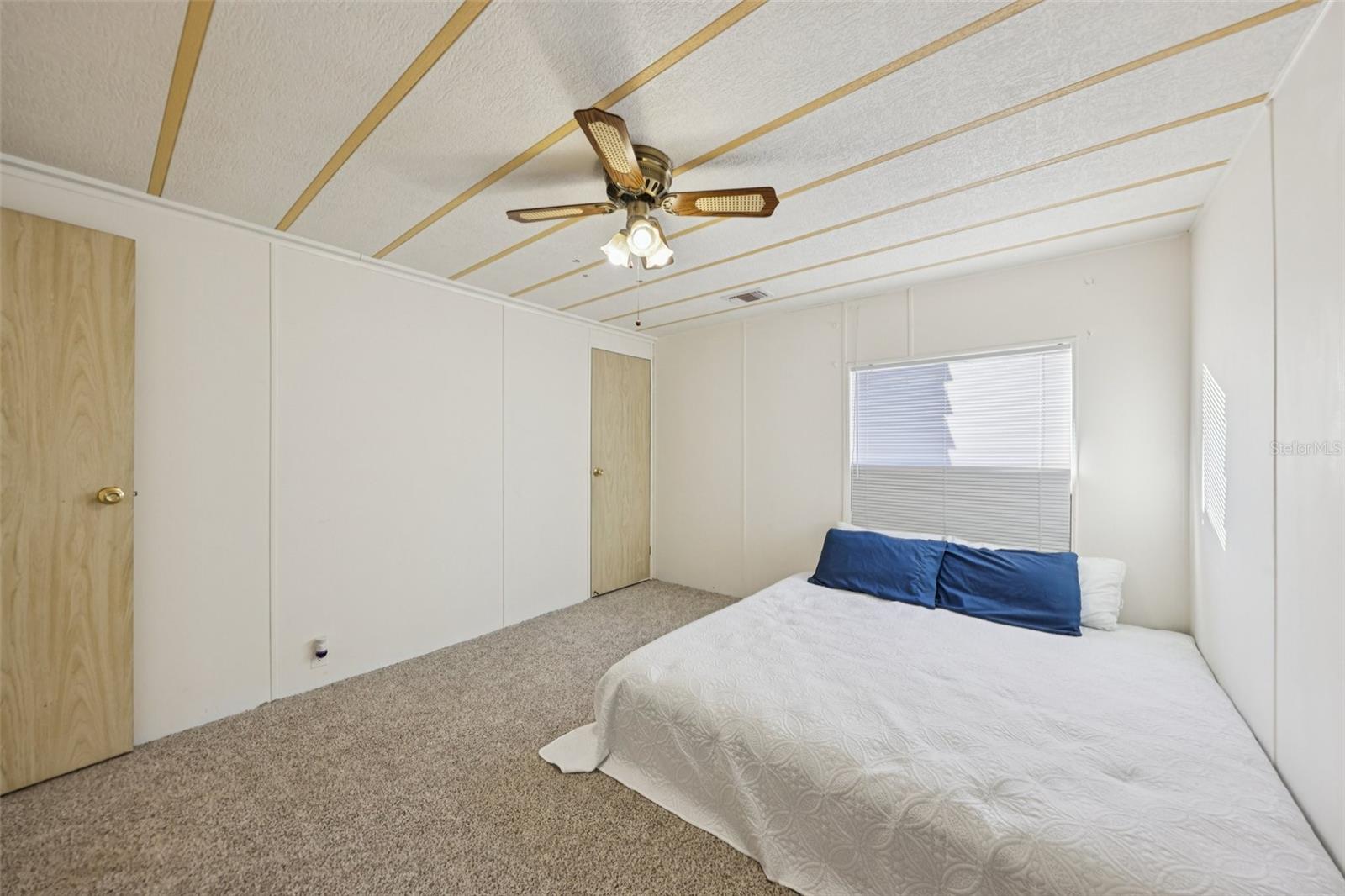 6786 NE 5TH PL, OCALA, FL, 34470