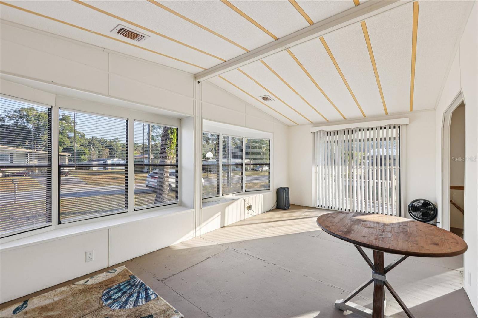 6786 NE 5TH PL, OCALA, FL, 34470