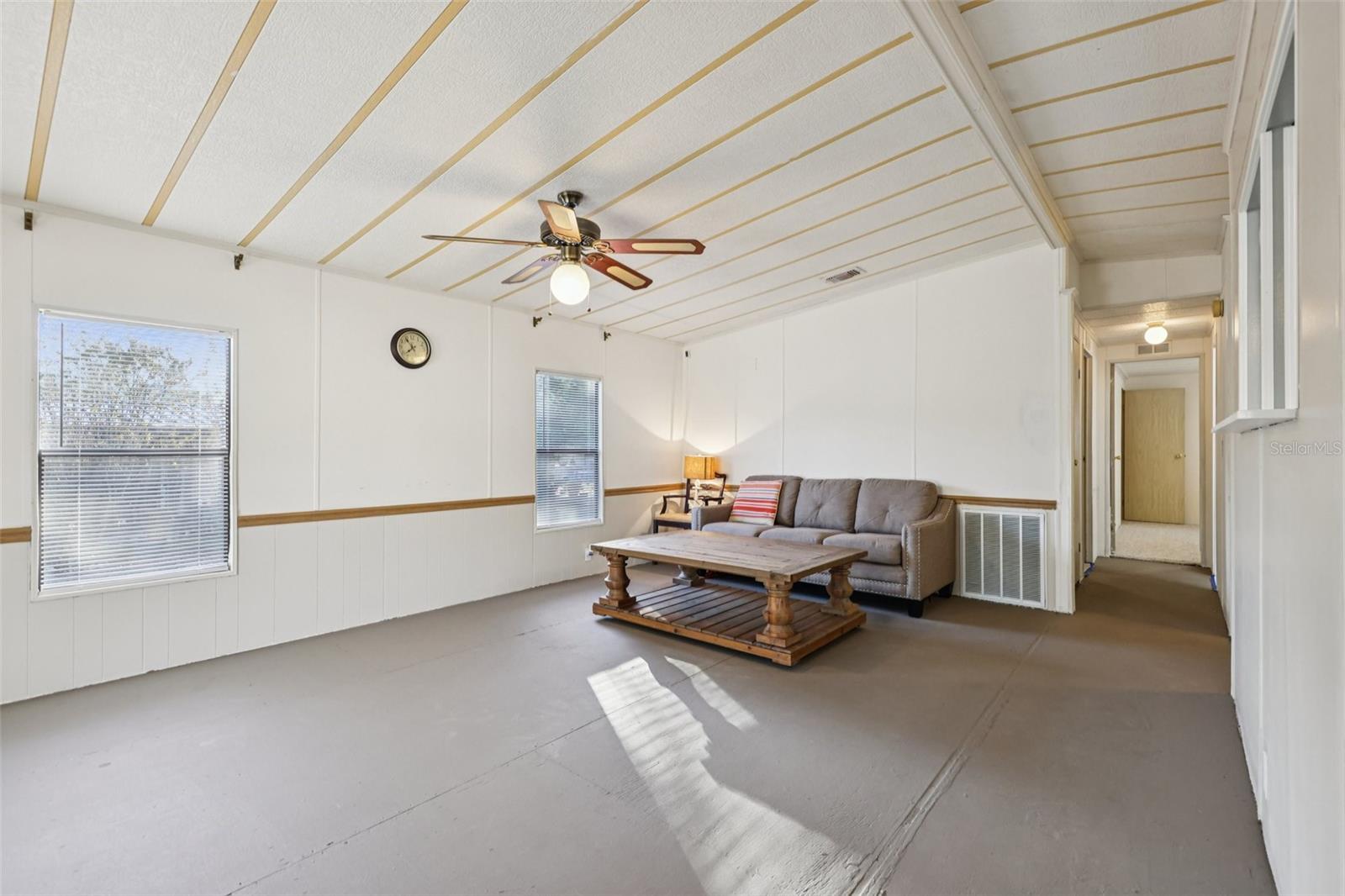 6786 NE 5TH PL, OCALA, FL, 34470