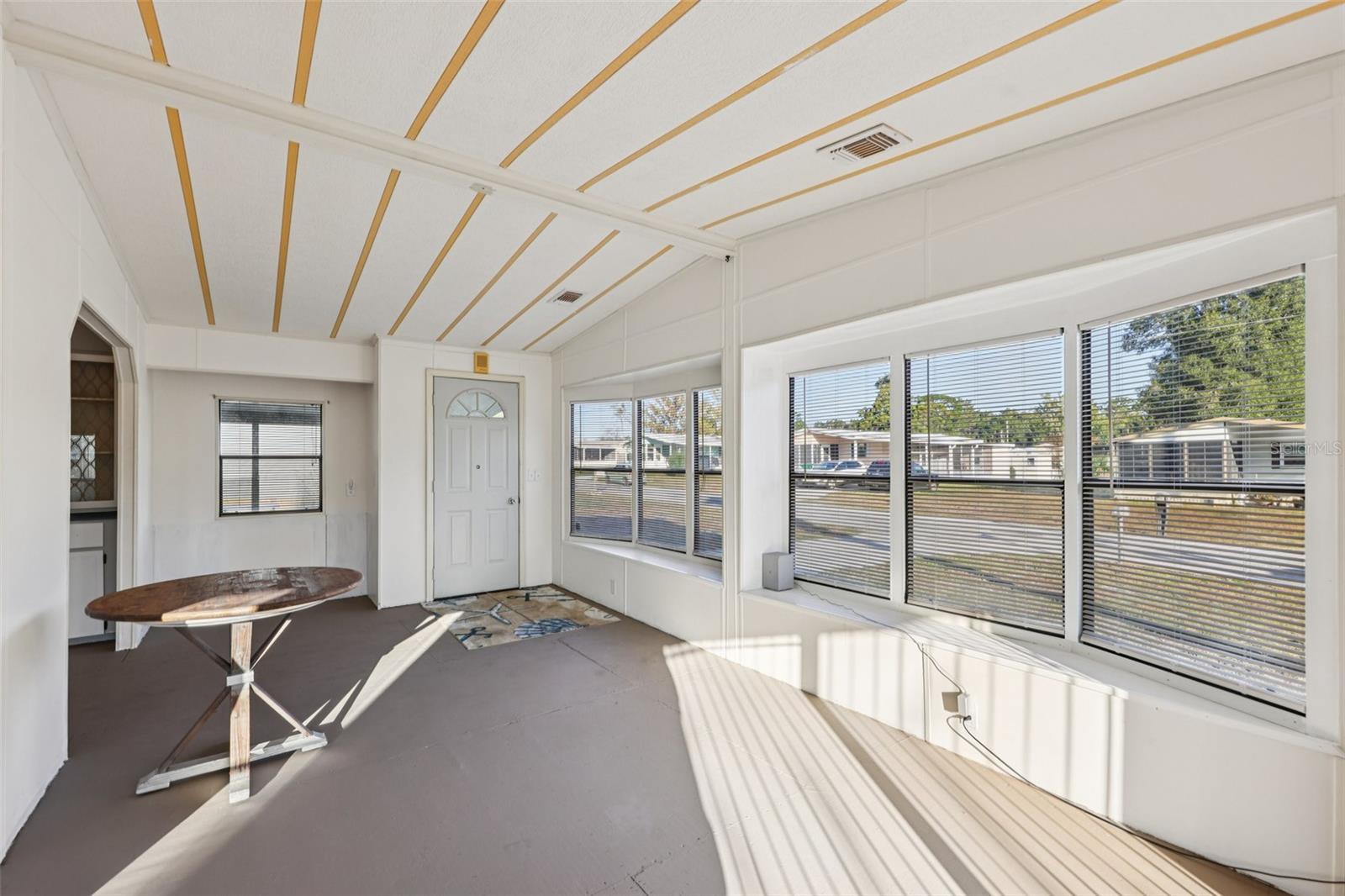 6786 NE 5TH PL, OCALA, FL, 34470