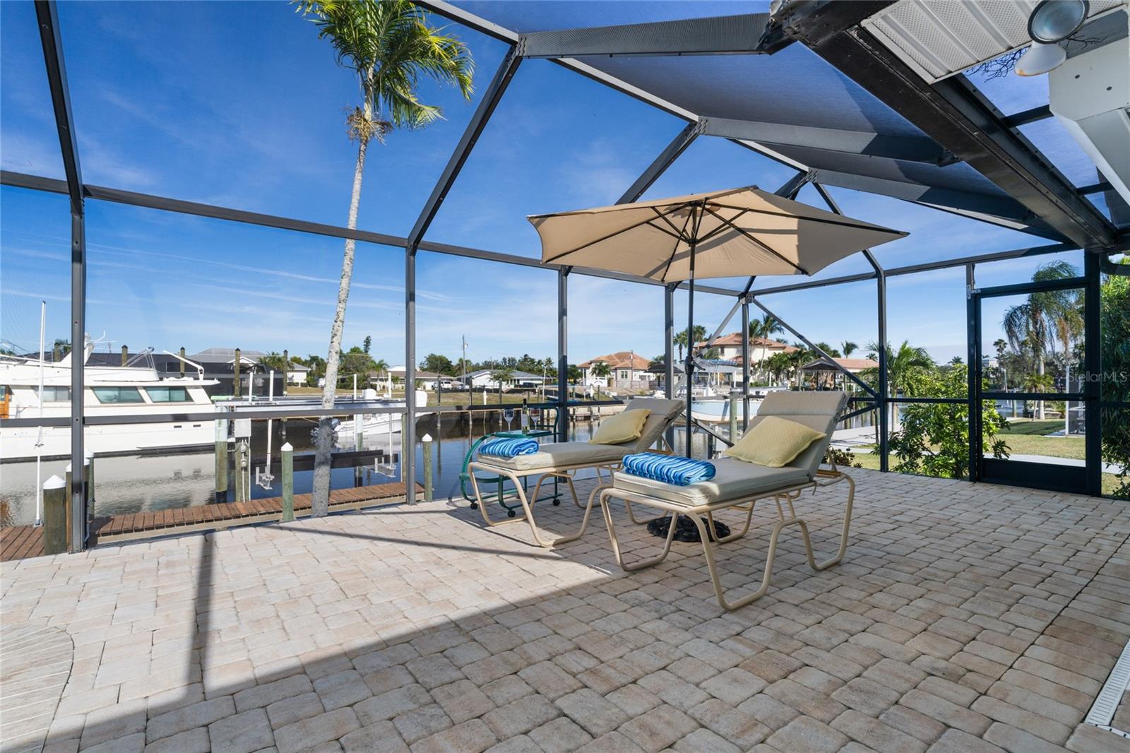 136 CREEK DR SE, PORT CHARLOTTE, FL, 33952