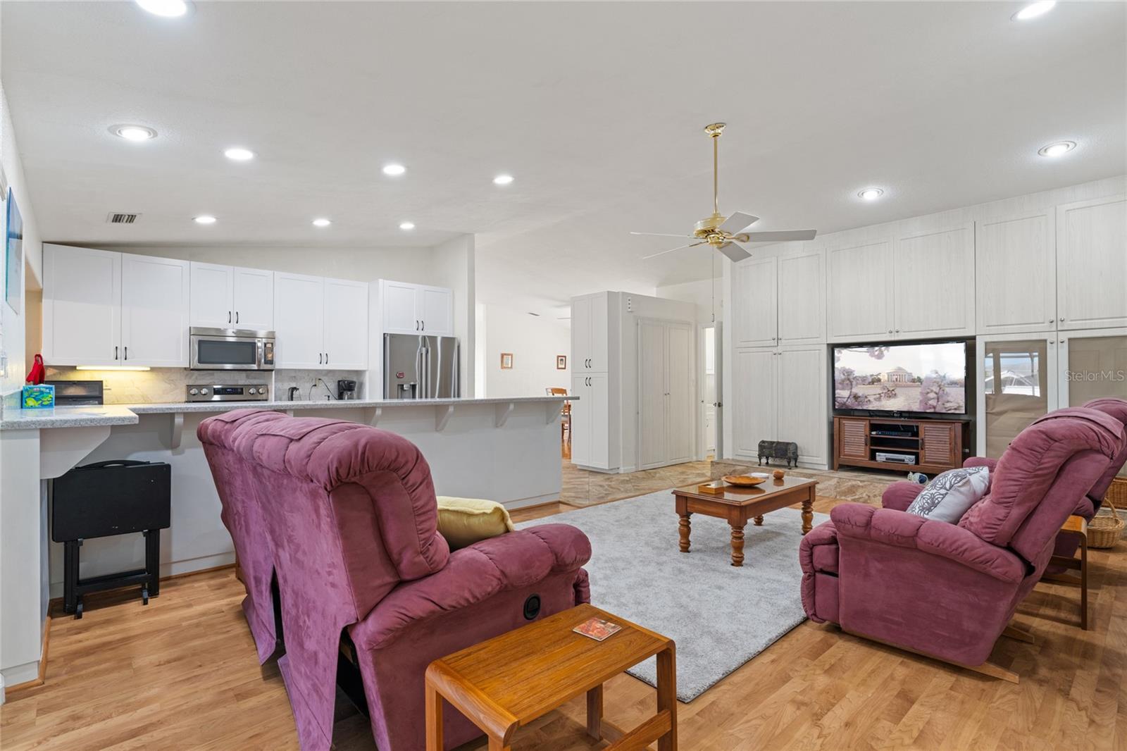 136 CREEK DR SE, PORT CHARLOTTE, FL, 33952