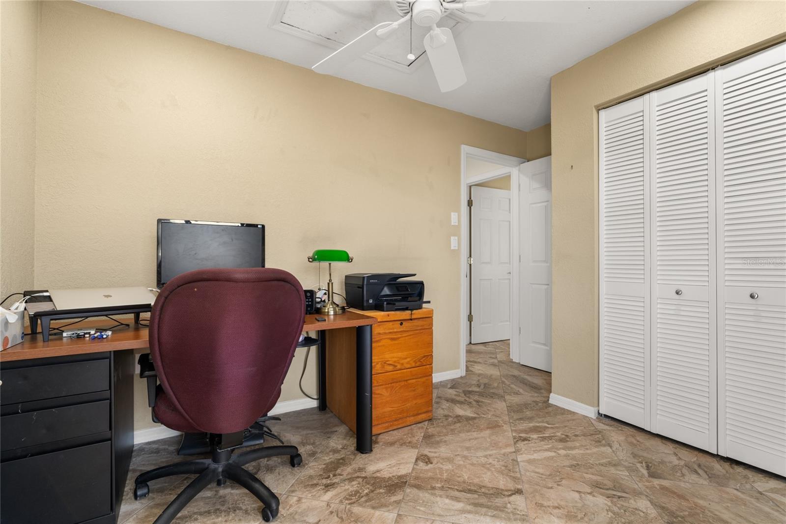 136 CREEK DR SE, PORT CHARLOTTE, FL, 33952