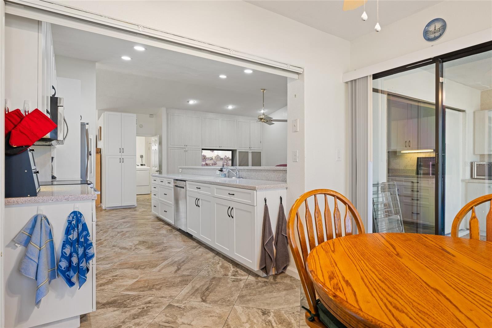 136 CREEK DR SE, PORT CHARLOTTE, FL, 33952