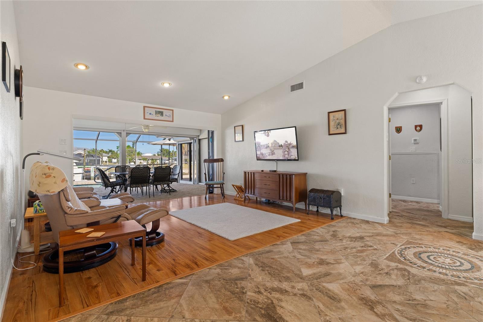 136 CREEK DR SE, PORT CHARLOTTE, FL, 33952