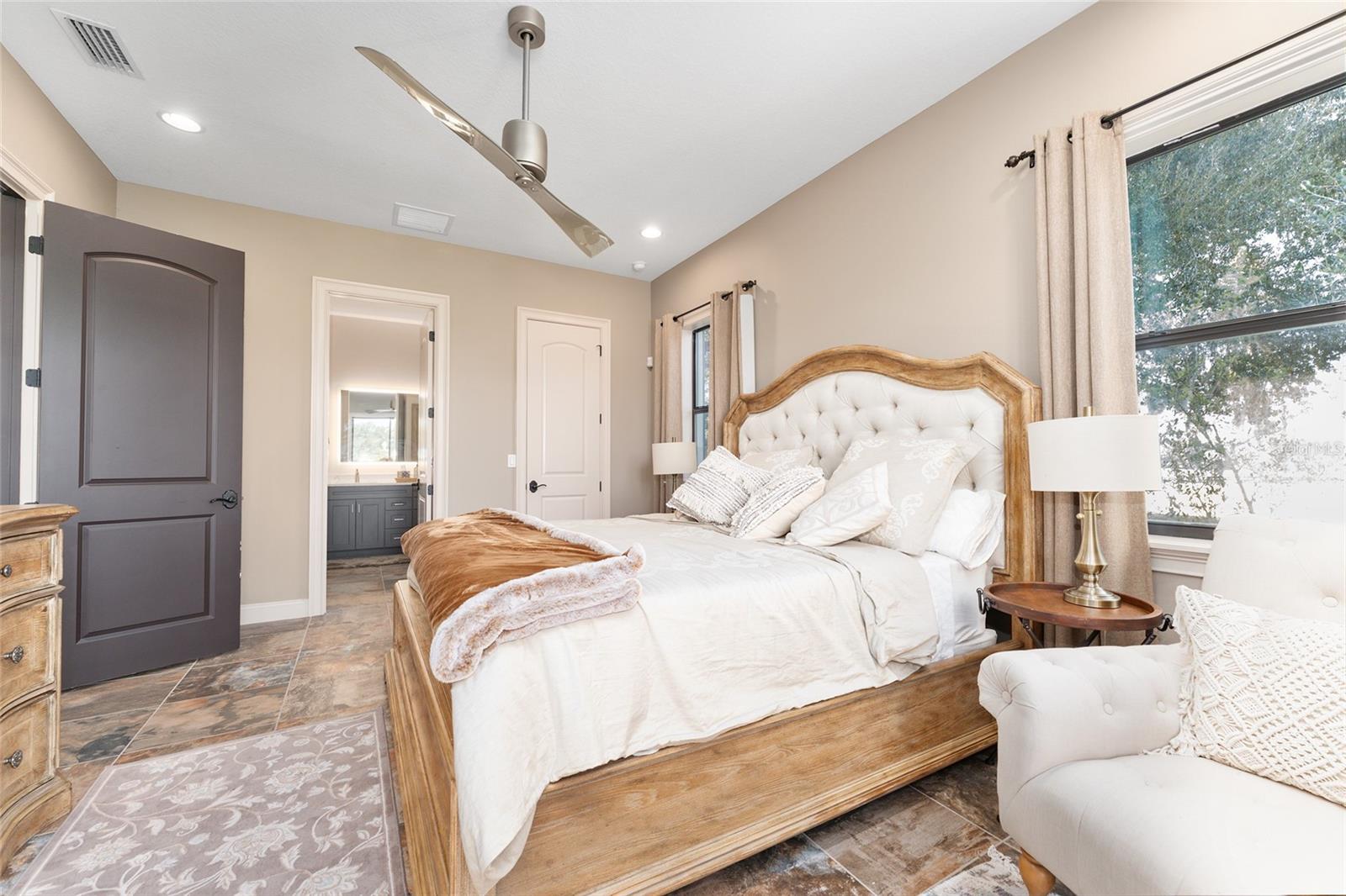 11408 N MAGNOLIA AVE, OCALA, FL, 34475