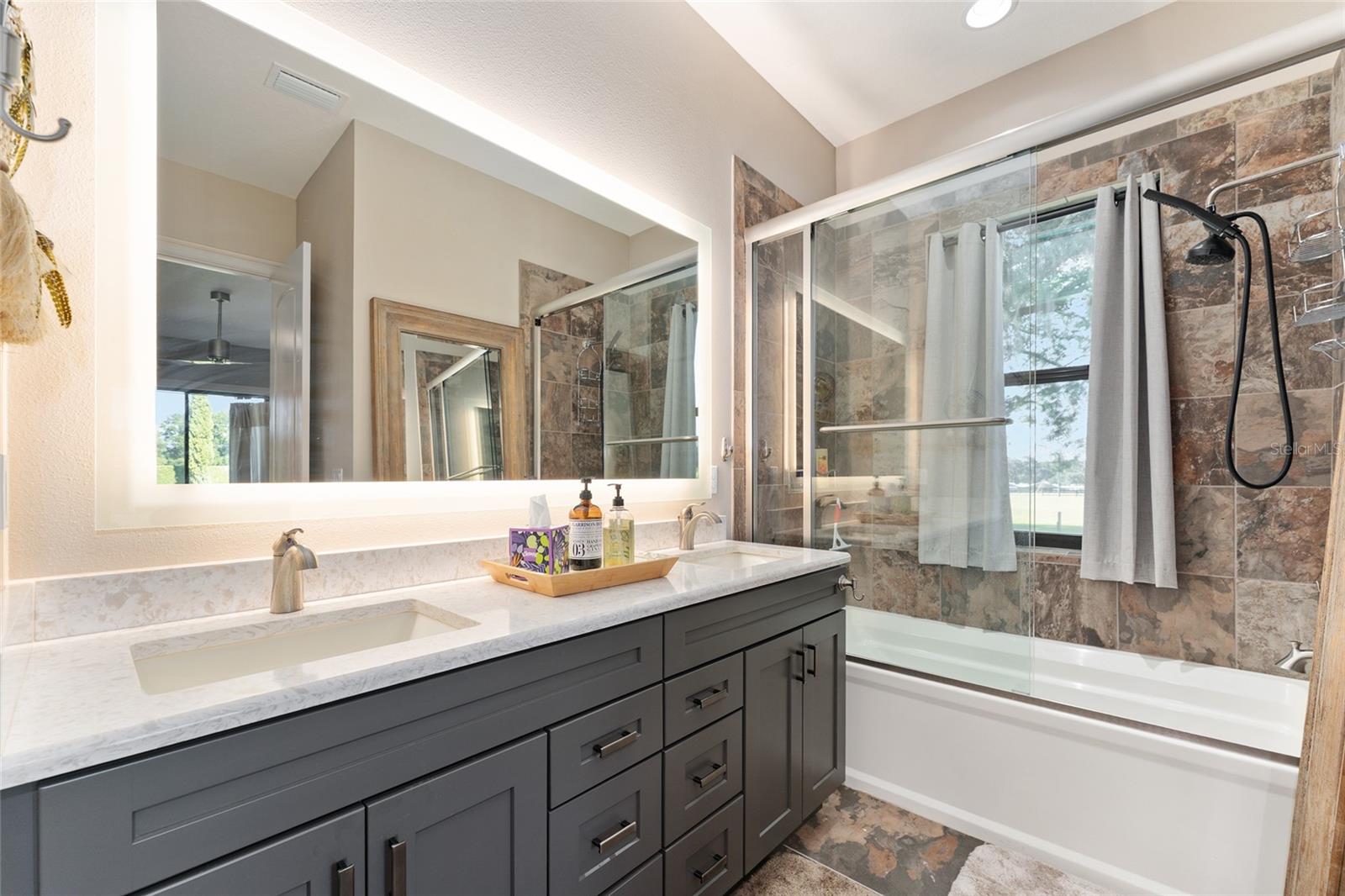 11408 N MAGNOLIA AVE, OCALA, FL, 34475