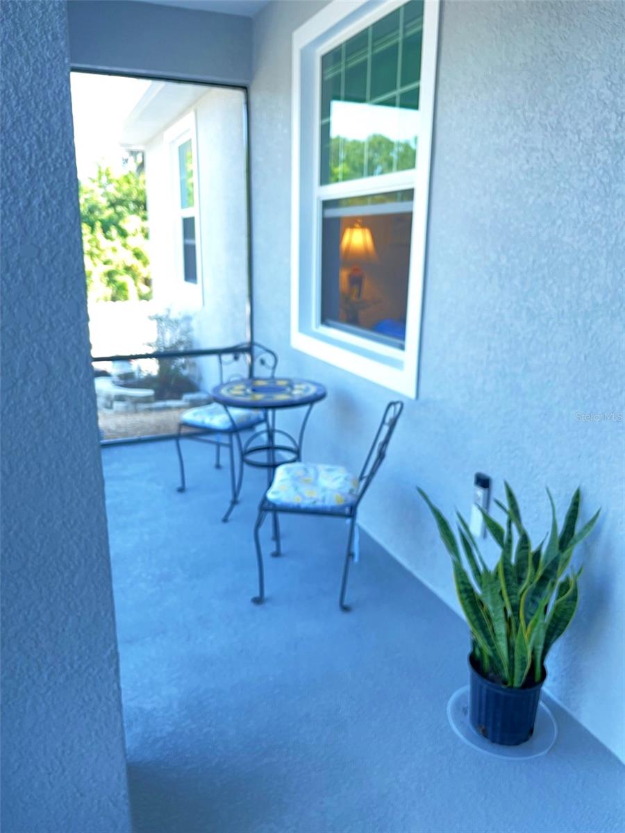 549 E TARPON BLVD NW, PORT CHARLOTTE, FL, 33952