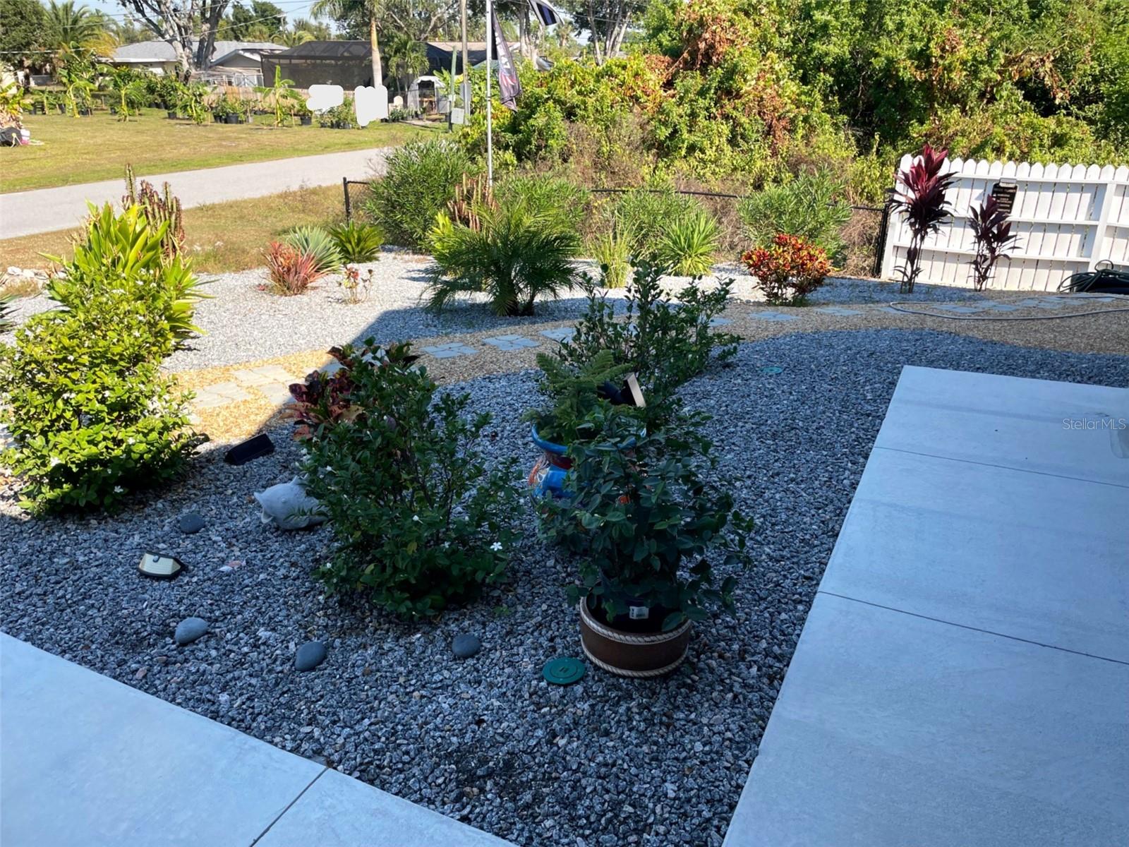 549 E TARPON BLVD NW, PORT CHARLOTTE, FL, 33952