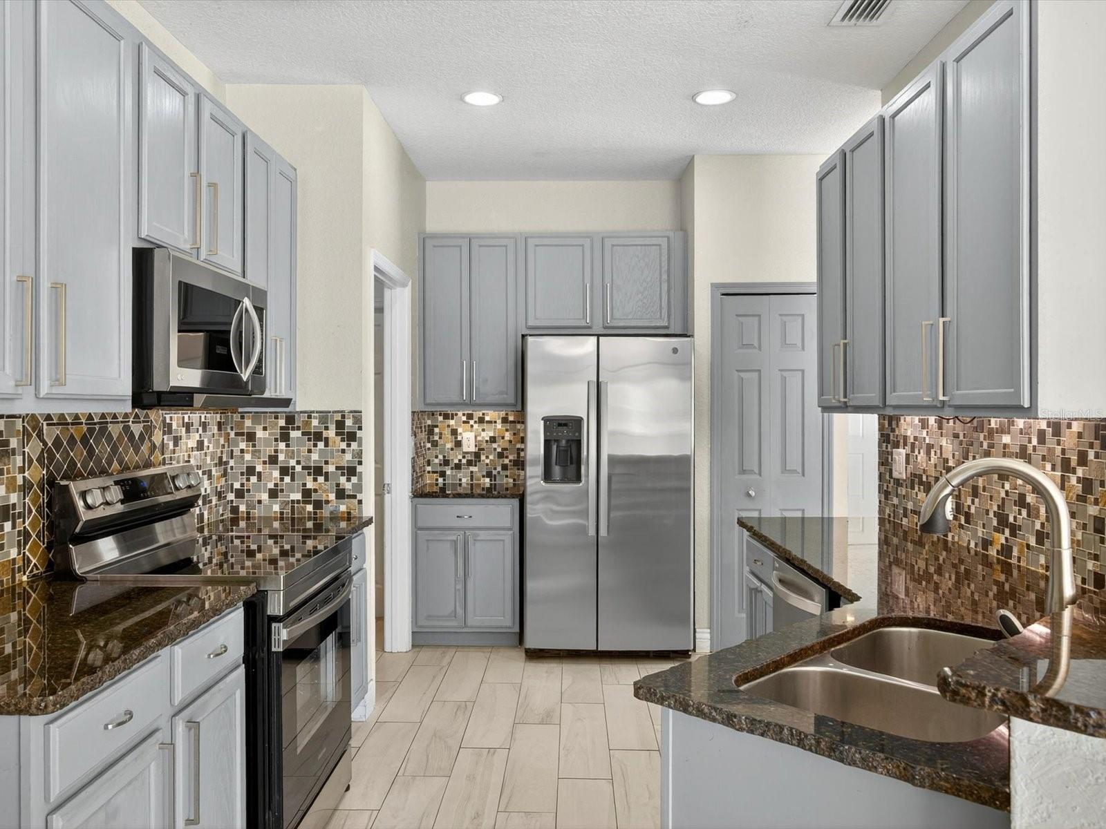 3585 MAPLE RIDGE LOOP, KISSIMMEE, FL, 34741