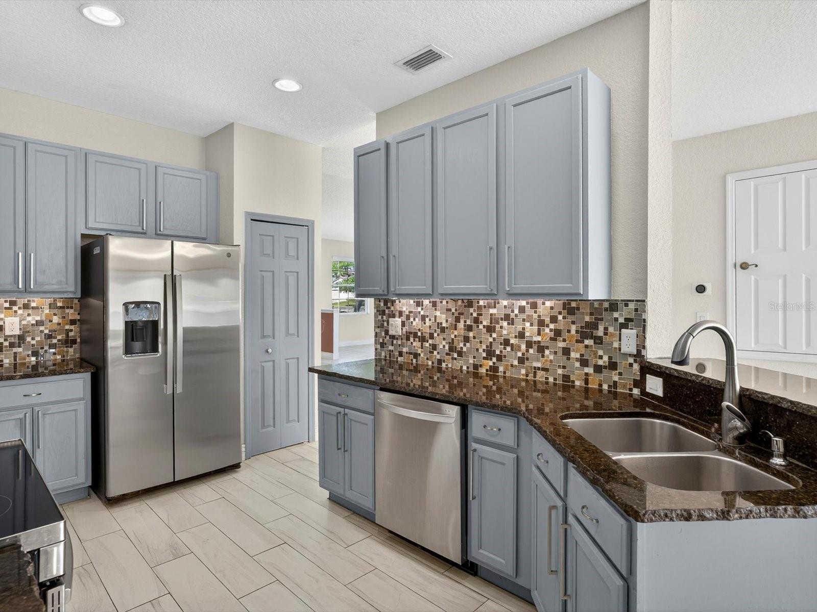 3585 MAPLE RIDGE LOOP, KISSIMMEE, FL, 34741