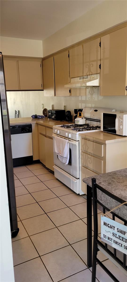 2218 ABBEY RD, WINTER HAVEN, FL, 33880