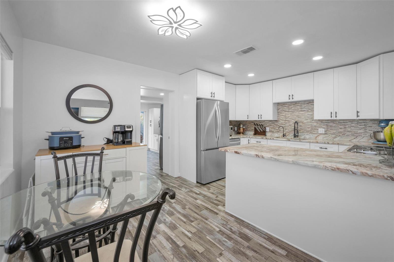 557 77TH AVE, ST PETE BEACH, FL, 33706