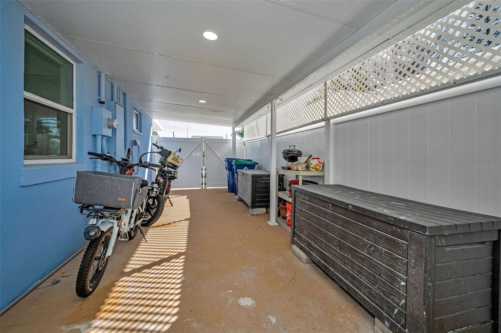 557 77TH AVE, ST PETE BEACH, FL, 33706