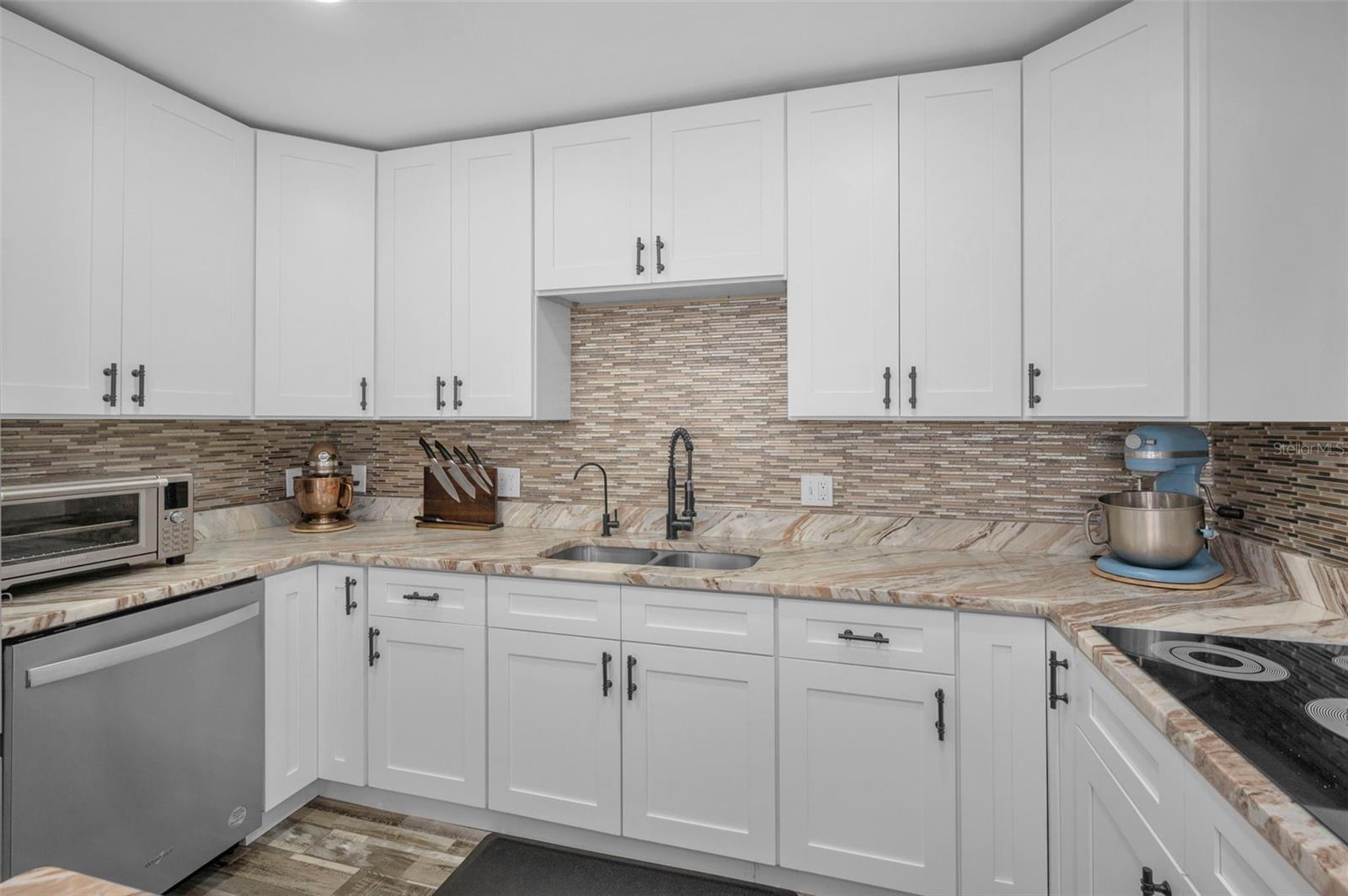 557 77TH AVE, ST PETE BEACH, FL, 33706