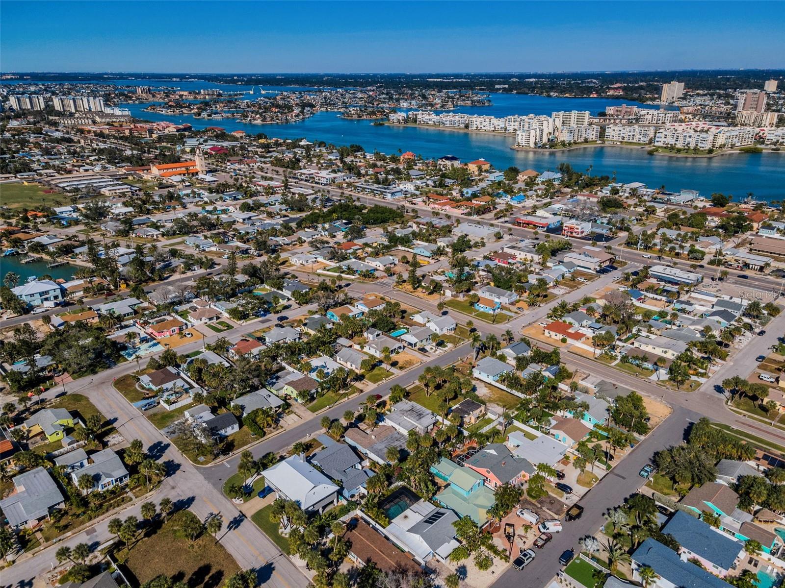 557 77TH AVE, ST PETE BEACH, FL, 33706