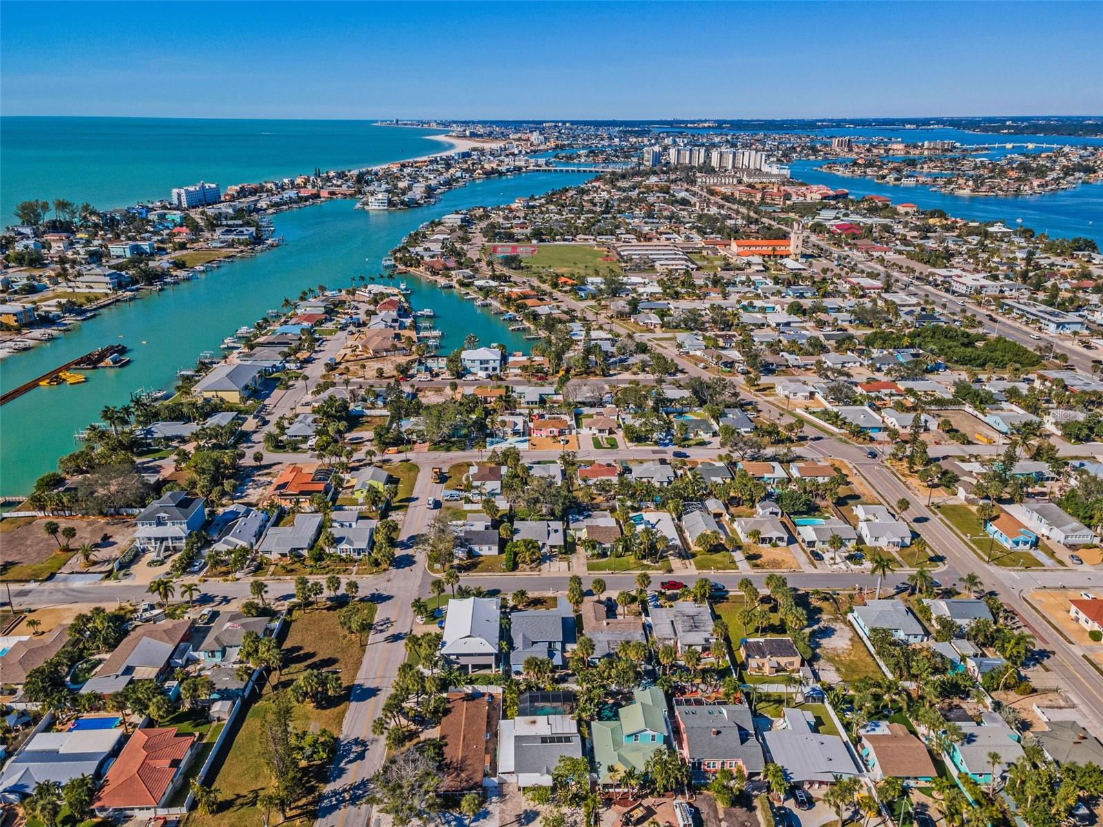 557 77TH AVE, ST PETE BEACH, FL, 33706