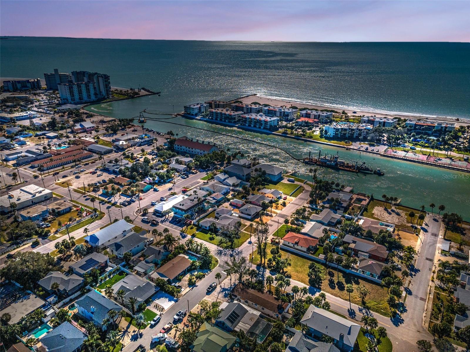 557 77TH AVE, ST PETE BEACH, FL, 33706