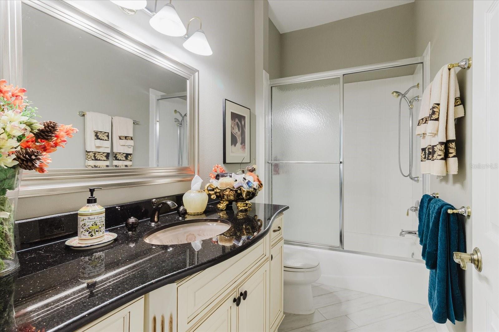 13510 WESTSHIRE DR, TAMPA, FL, 33618