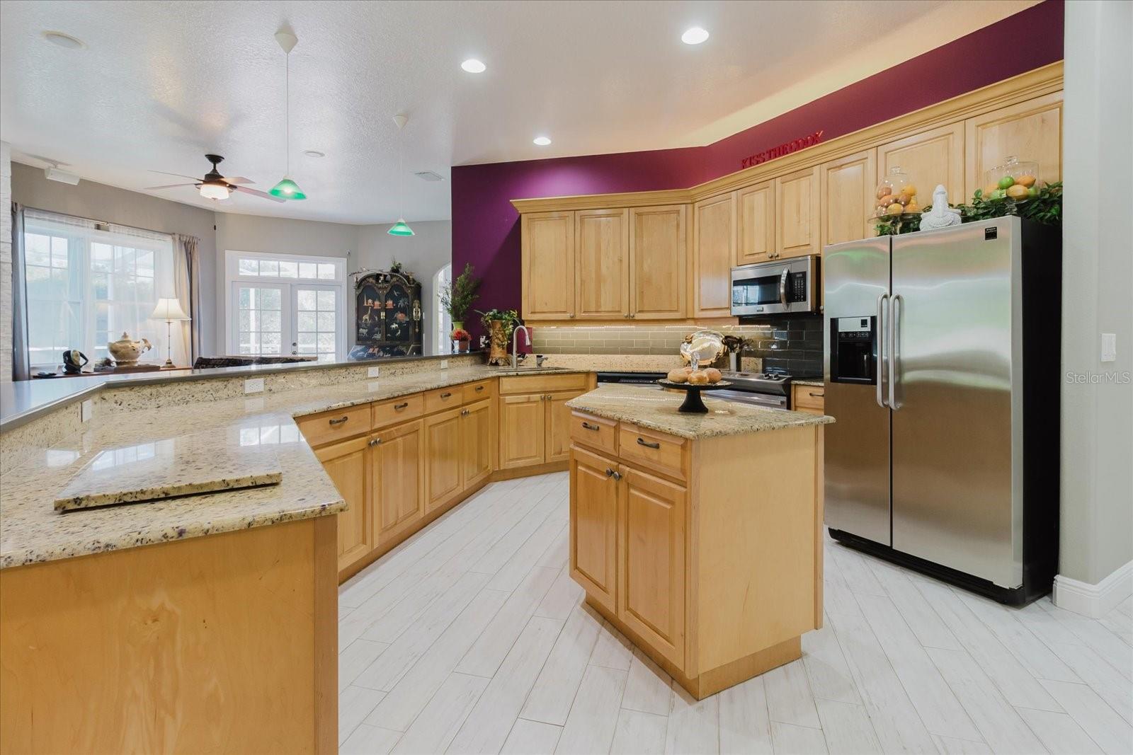 13510 WESTSHIRE DR, TAMPA, FL, 33618