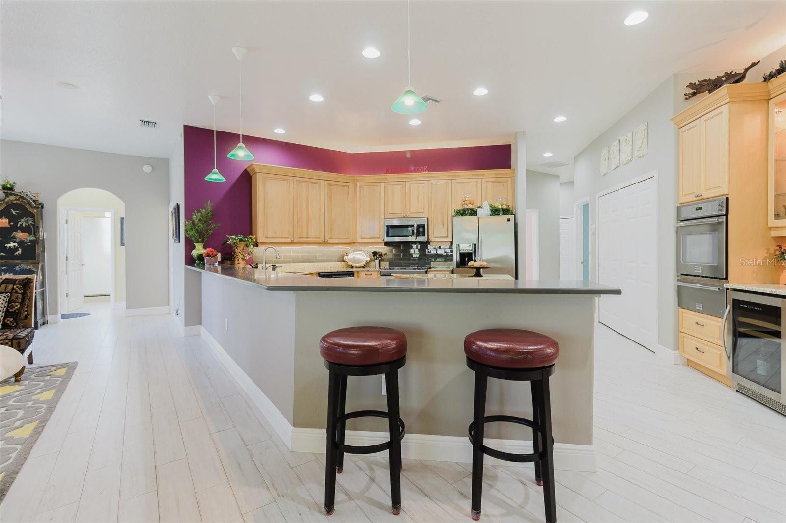 13510 WESTSHIRE DR, TAMPA, FL, 33618