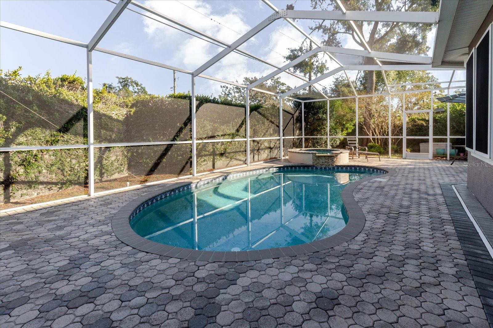 13510 WESTSHIRE DR, TAMPA, FL, 33618