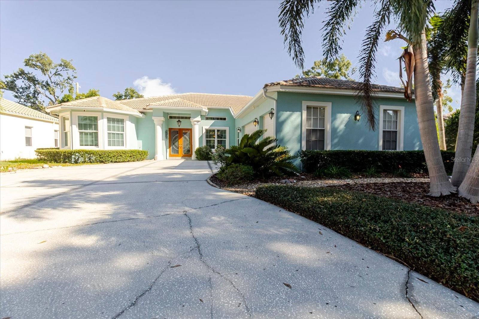 13510 WESTSHIRE DR, TAMPA, FL, 33618