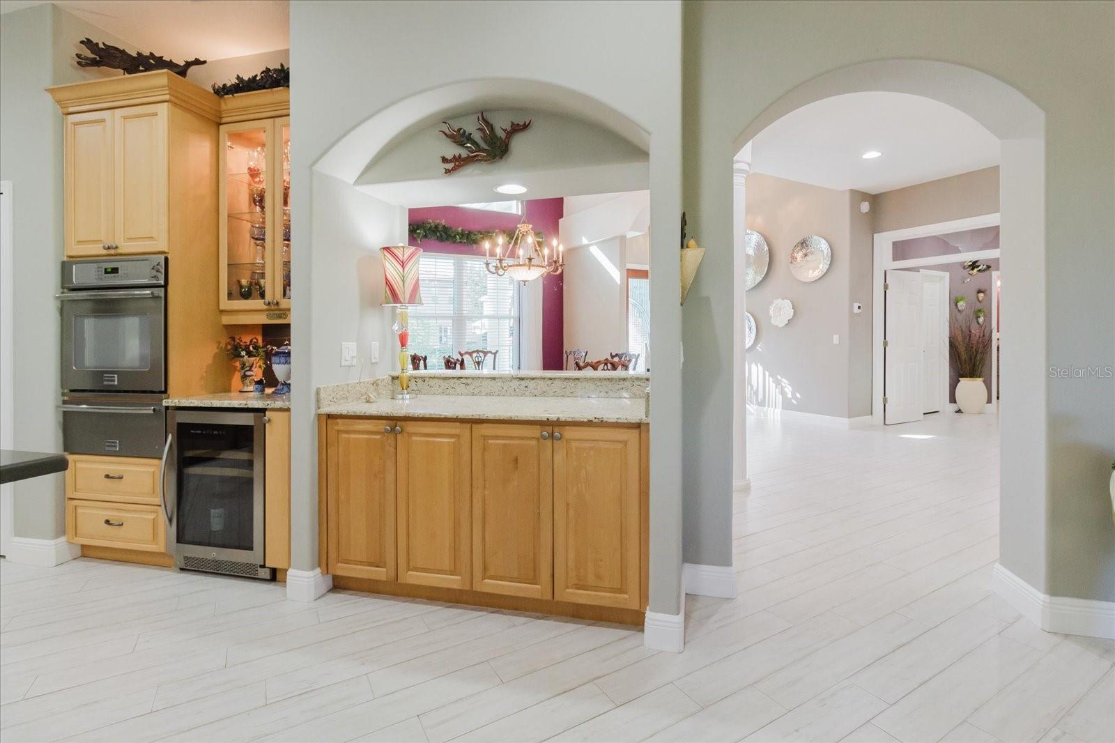 13510 WESTSHIRE DR, TAMPA, FL, 33618