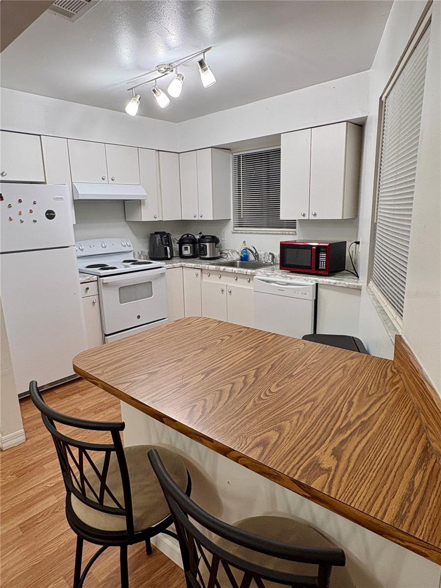 1724 FOXHALL CIR #1724, KISSIMMEE, FL, 34741