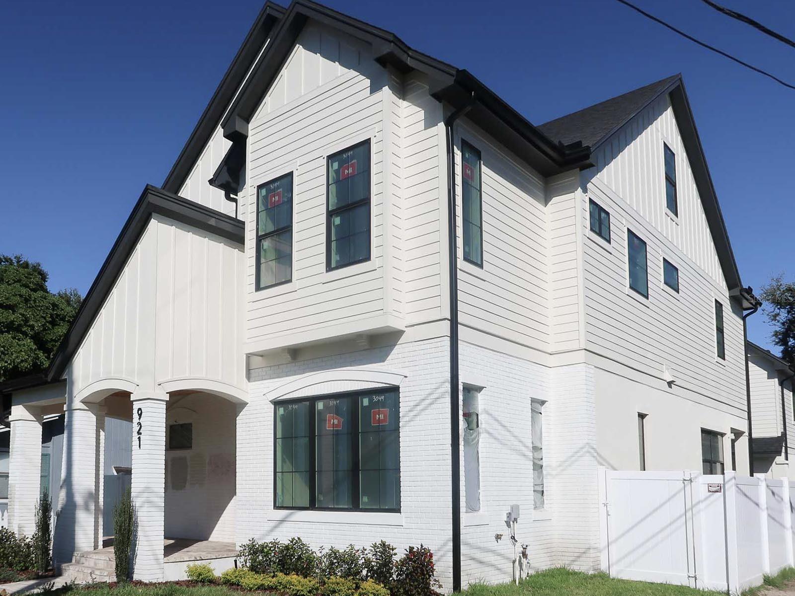 921 12TH ST N, ST PETERSBURG, FL, 33705