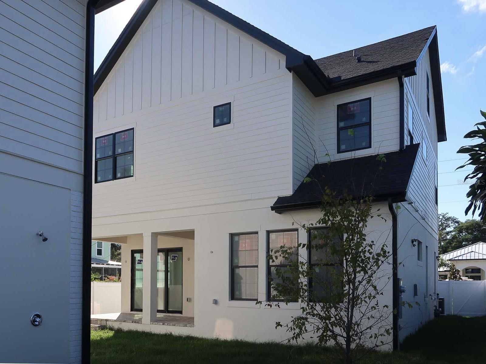 921 12TH ST N, ST PETERSBURG, FL, 33705