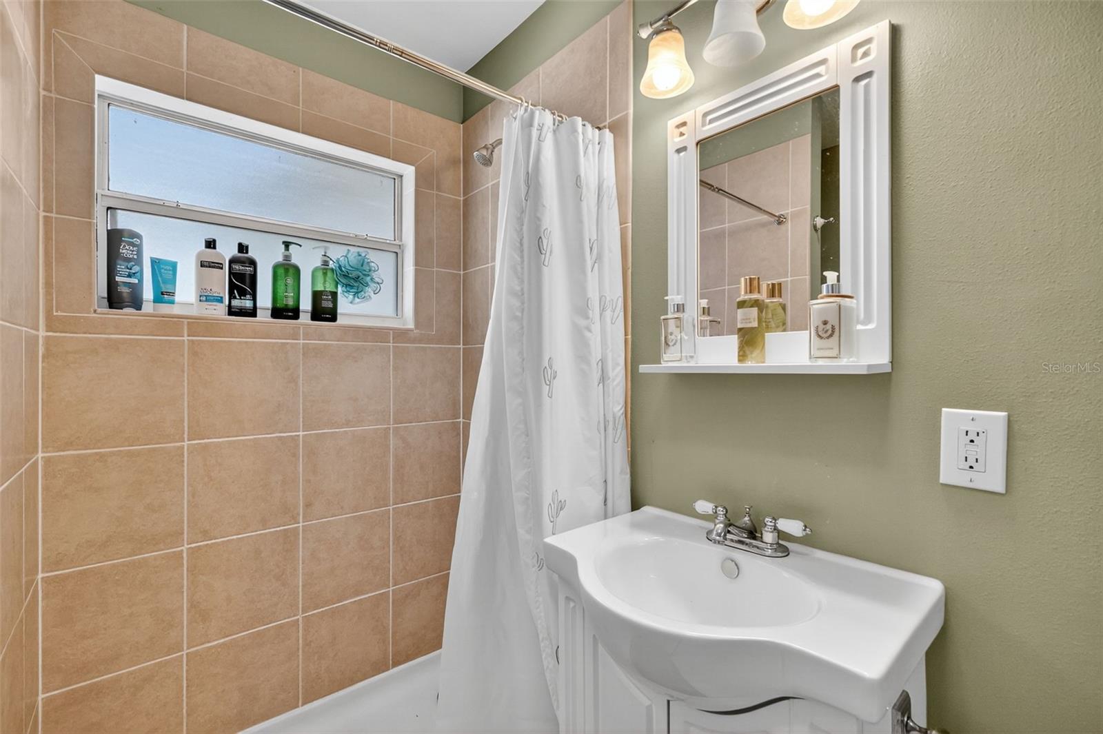 145 ESSEX DR, LONGWOOD, FL, 32779