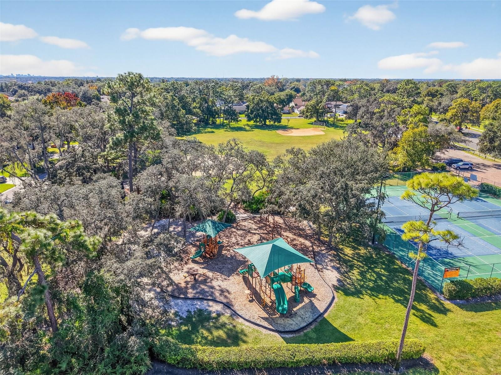 145 ESSEX DR, LONGWOOD, FL, 32779