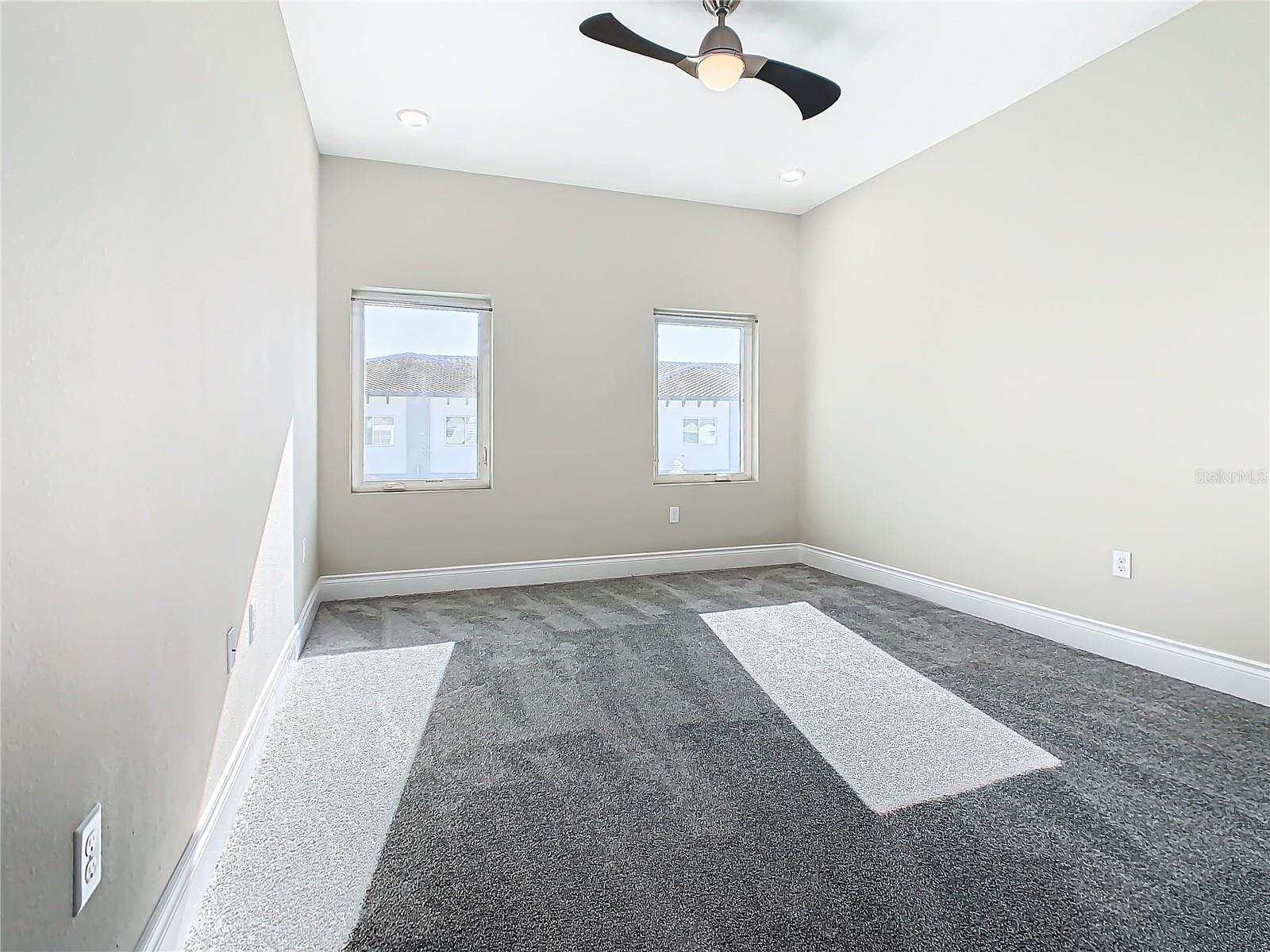 2000 GREENBRIAR TER, DAVENPORT, FL, 33837