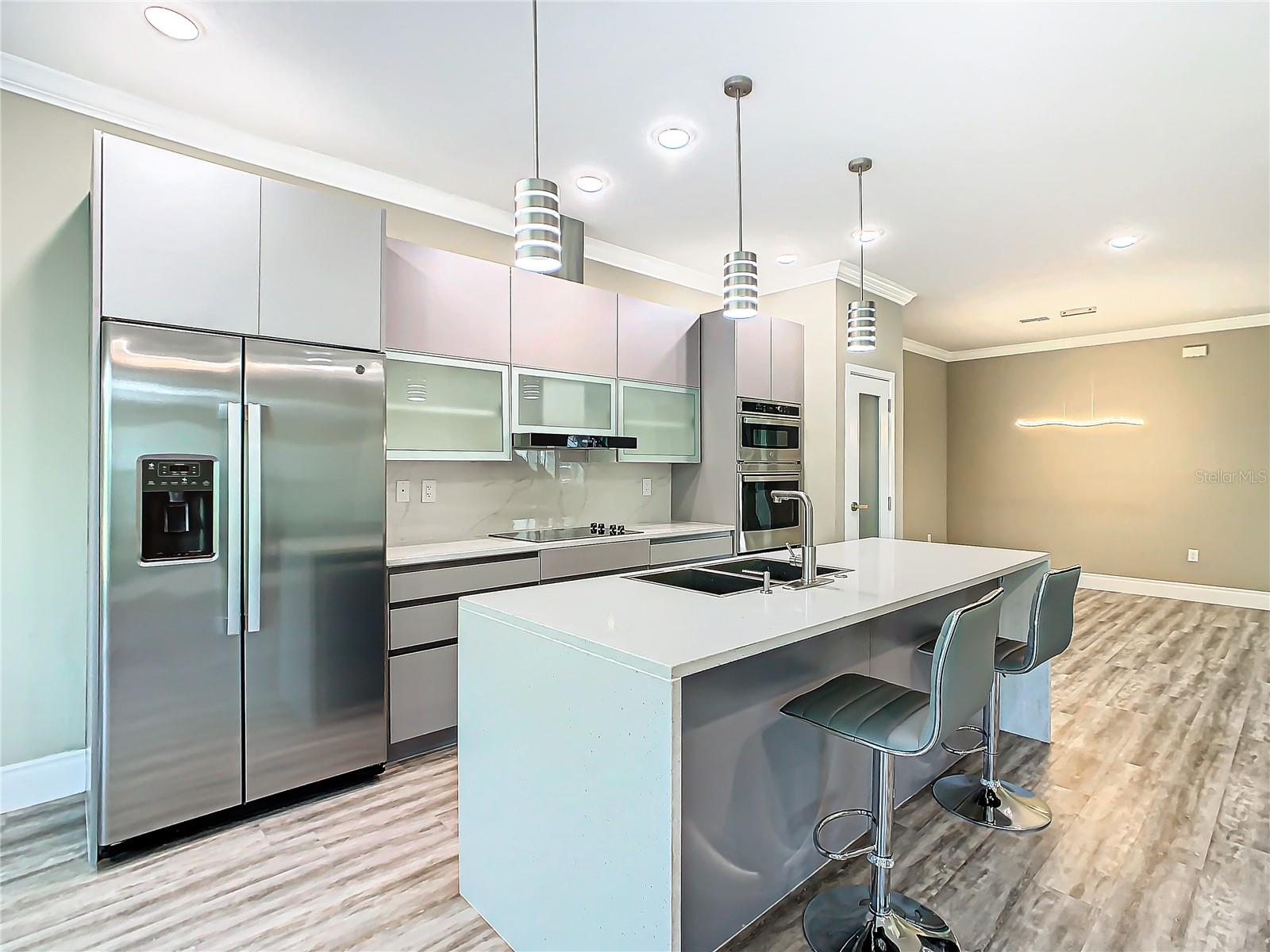 2000 GREENBRIAR TER, DAVENPORT, FL, 33837