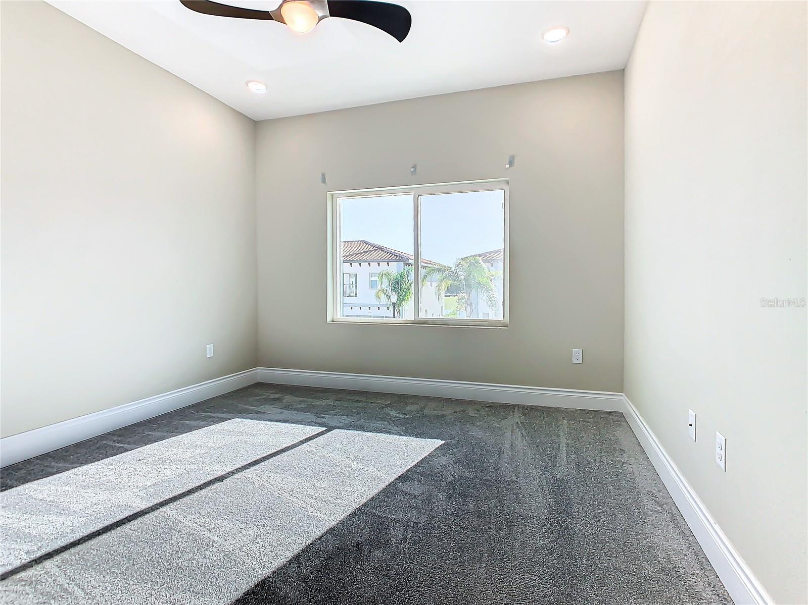 2000 GREENBRIAR TER, DAVENPORT, FL, 33837