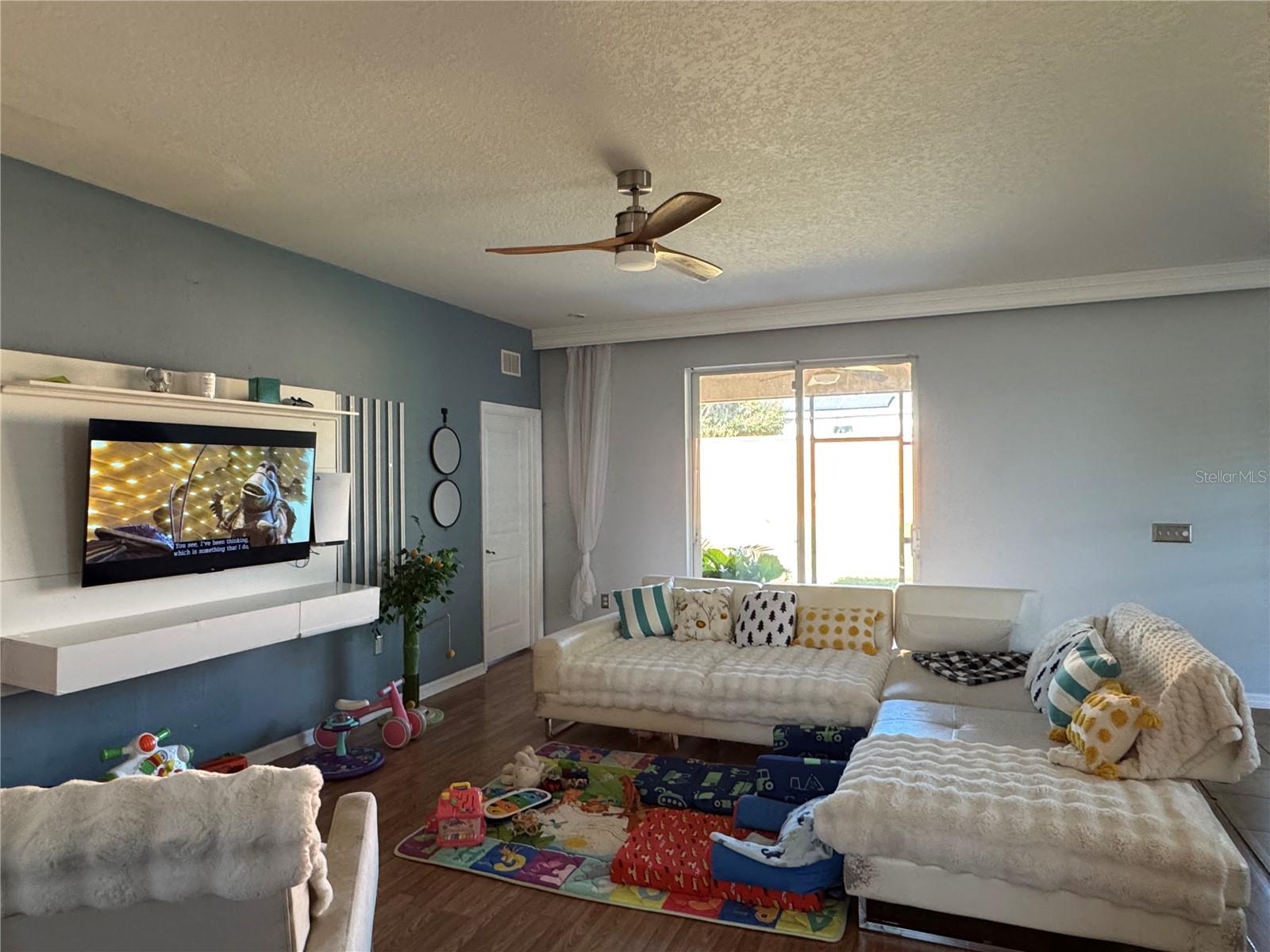 132 HIGHLAND MEADOWS AVE, DAVENPORT, FL, 33837