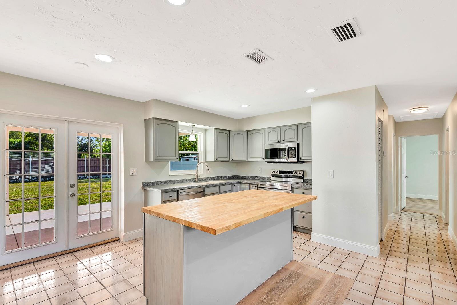 3612 46TH AVE DR W, BRADENTON, FL, 34210