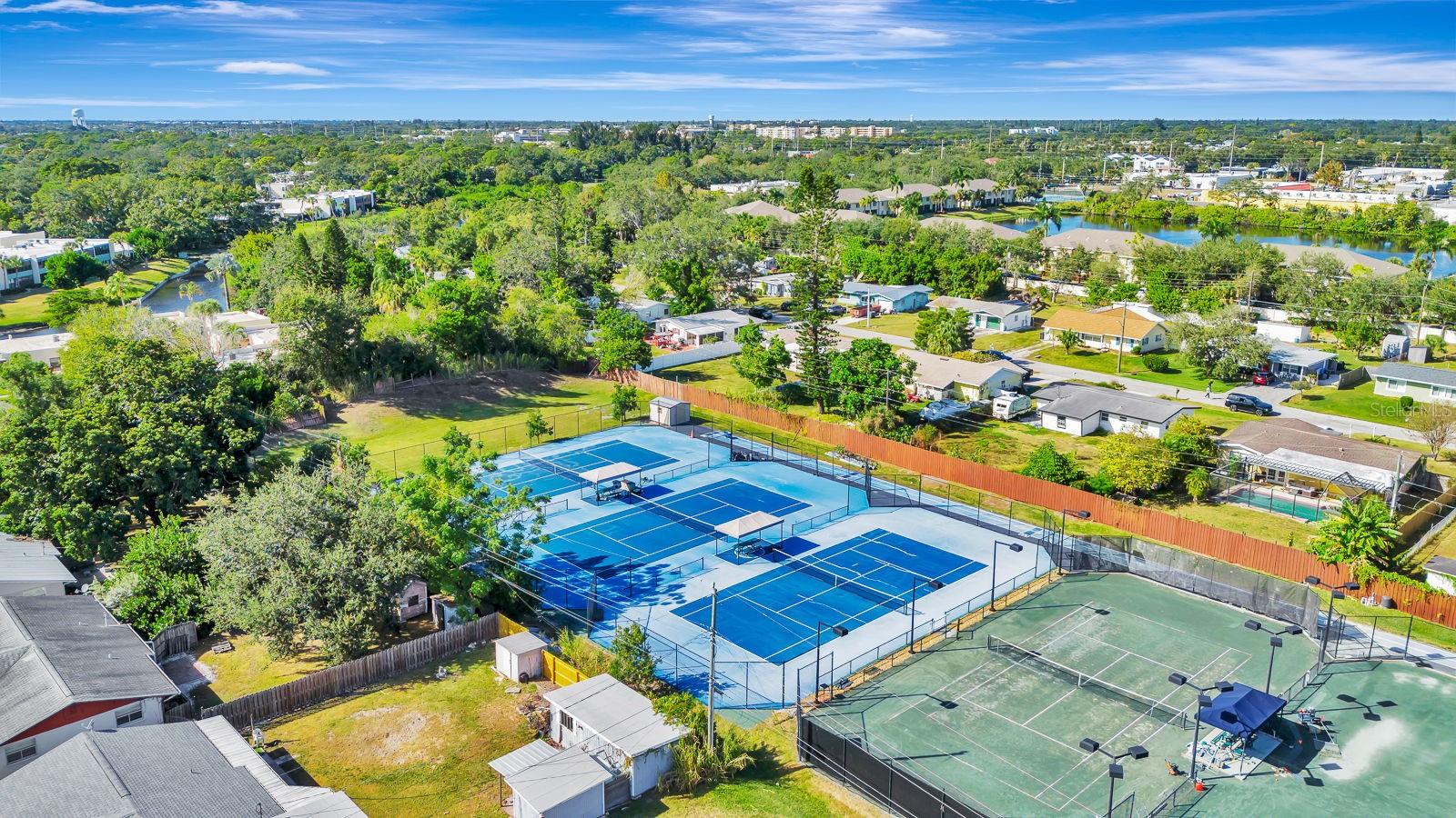 3612 46TH AVE DR W, BRADENTON, FL, 34210