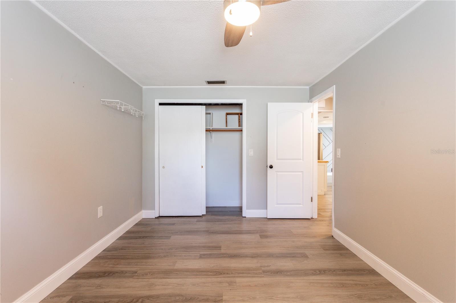 2021 VALLEY DR, DUNEDIN, FL, 34698