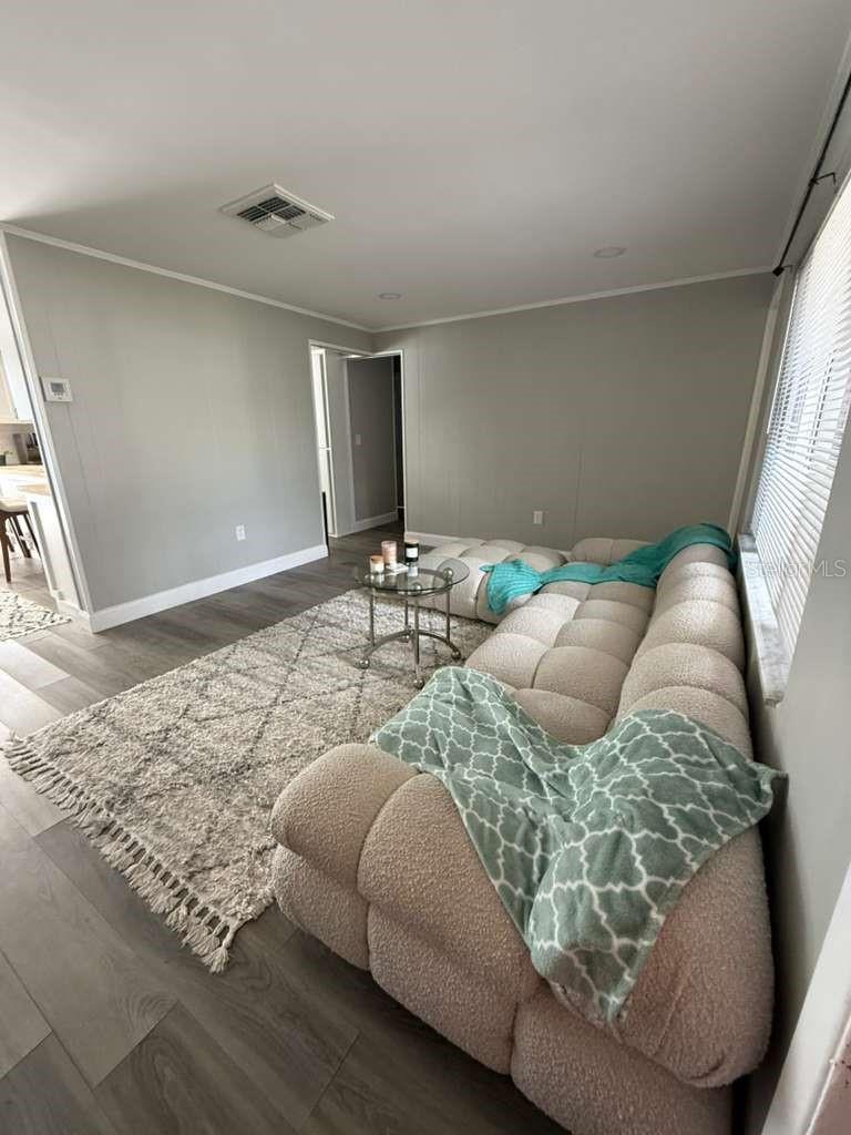 2021 VALLEY DR, DUNEDIN, FL, 34698