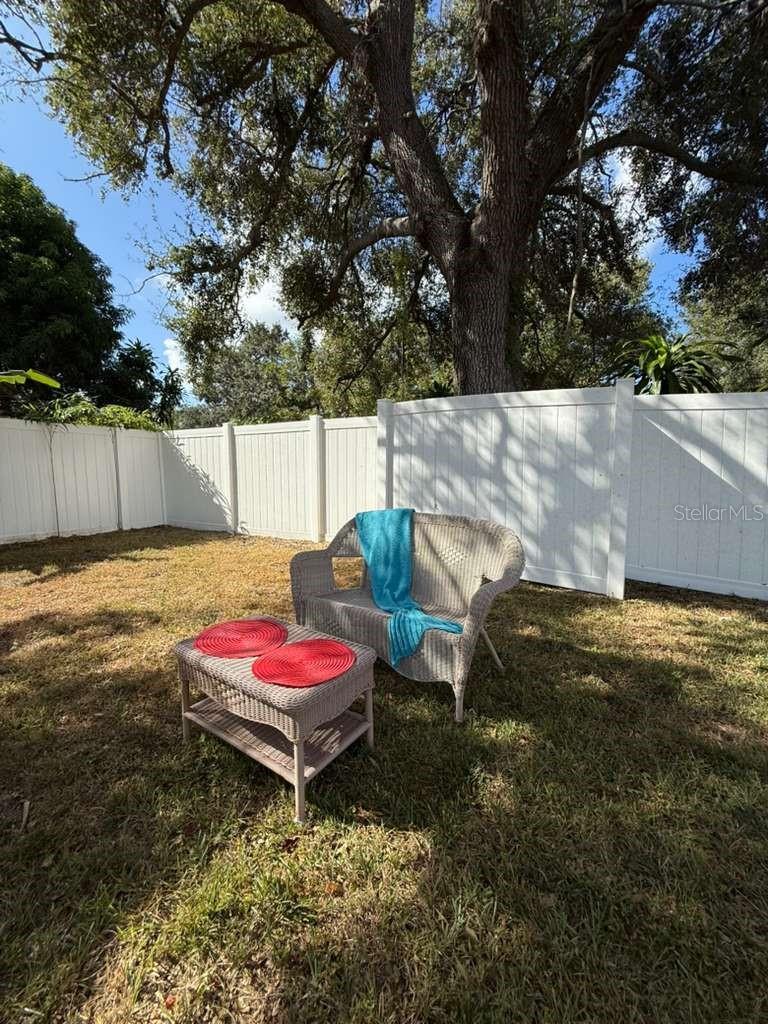 2021 VALLEY DR, DUNEDIN, FL, 34698